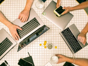 跨境物流運輸模式比較：大件與小件商品的差異分析