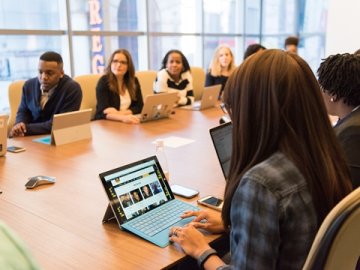 OECD發(fā)布兩大報(bào)告，揭示全球稅收征管智能化與規(guī)則簡(jiǎn)化趨勢(shì)