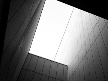 美國企業(yè)開戶銀行類型選擇指南