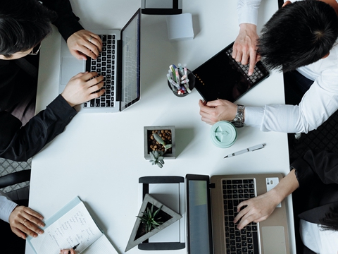 告別空殼公司：如何通過香港稅務(wù)居民身份合規(guī)享受內(nèi)地5%稅率優(yōu)惠？