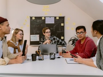 美國(guó)商標(biāo)注冊(cè)全攻略：從資料準(zhǔn)備到官費(fèi)詳解，一站式解決你的所有疑問(wèn)